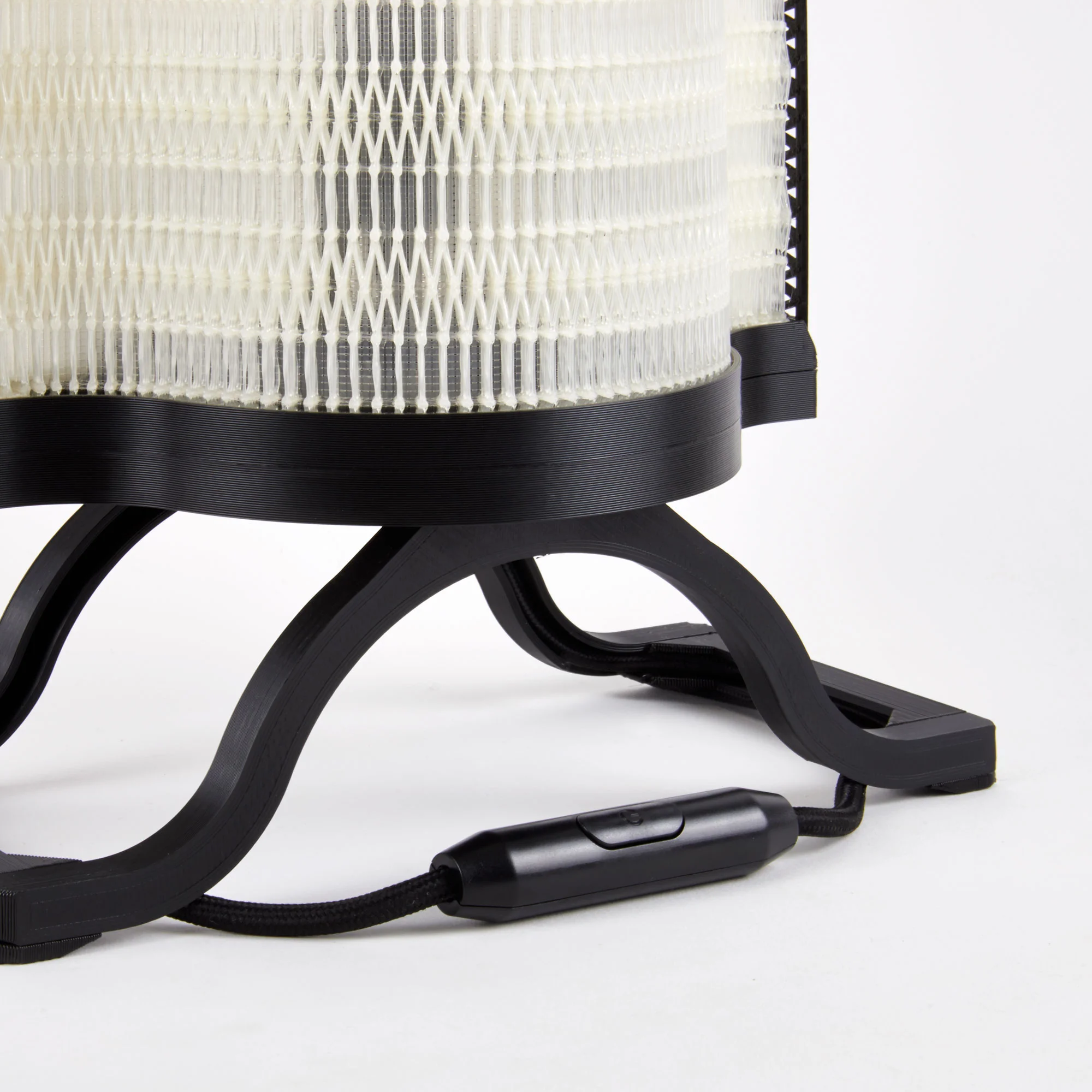 Marginal_Material-lamp_Nonine_black_10