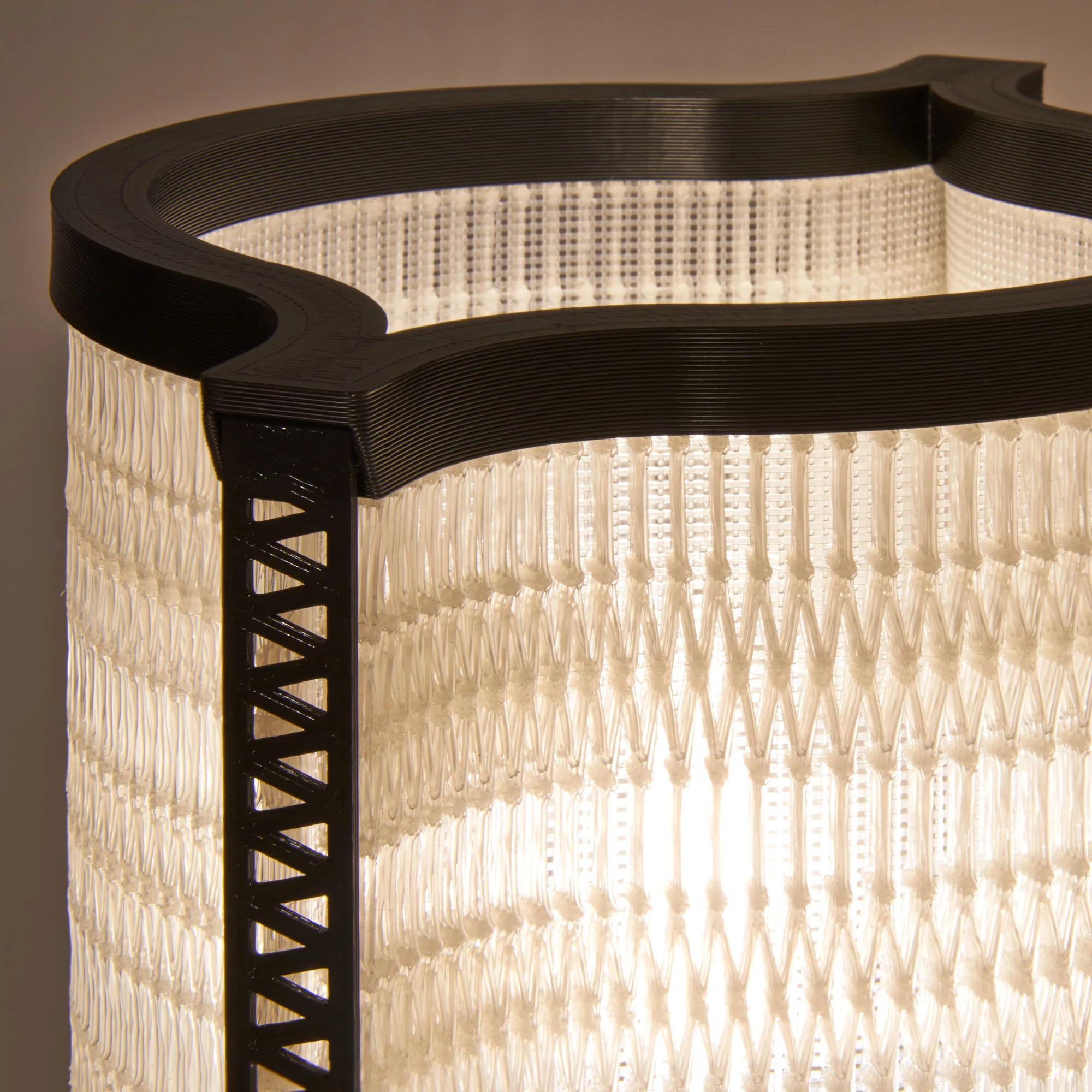 Marginal_Material-lamp_Nonine_black_14N